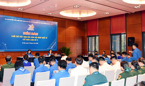 Đại biểu thảo luận nhiều chủ đề thiết thực tại phiên thứ hai của đại hội. 