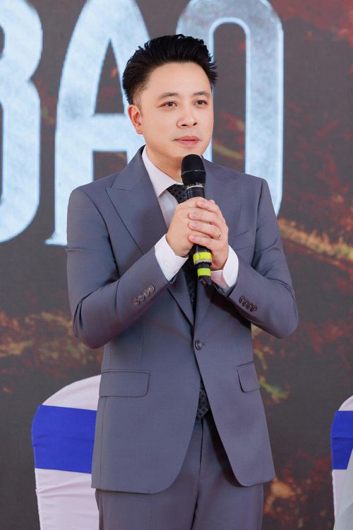  Đạo diễn Victor Vũ chia sẻ tại sự kiện. Ảnh: ĐPCC 