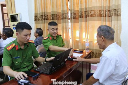 Không chỉ phục vụ công tác tìm kiếm, quy tập và xác định danh tính hài cốt liệt sĩ, việc thu nhận mẫu ADN còn mang theo niềm hy vọng của hàng nghìn gia đình đã nhiều năm mong mỏi được biết nơi an nghỉ của người thân. Đây cũng là hành trình tìm lại ký ức lịch sử, thể hiện sự tri ân sâu sắc của thế hệ hôm nay đối với những người con ưu tú đã anh dũng hy sinh vì Tổ quốc.