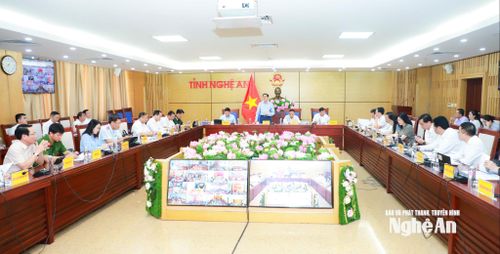 Quang cảnh phiên họp thường kỳ UBND tỉnh tháng 6/2026. Ảnh: Thành Duy