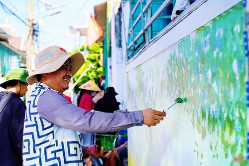 Theo kế hoạch, các giảng viên và sinh viên sẽ thực hiện vẽ bích họa trong 3 ngày, từ 24/6 đến 26/6. Sau khi hoàn thành, công trình sẽ được bàn giao lại cho địa phương hoàn toàn miễn phí.