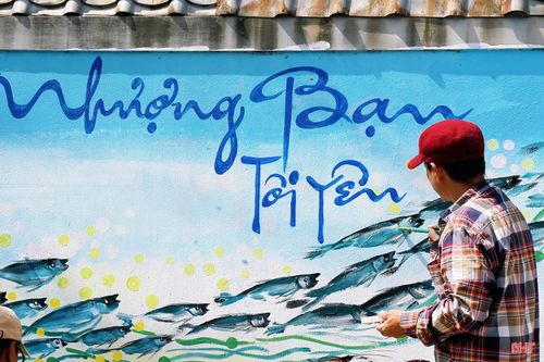 Hình ảnh "Nhượng Bạn" thân quen, gần gũi được tái hiện qua nét vẽ của những vị khách đến từ xứ Huế mộng mơ.