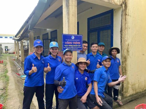 Anh Hiên Cuôn mong rằng, Đảng, Nhà nước, Đoàn TNCS Hồ Chí Minh... có nhiều chủ trương, chính sách quan tâm đến đồng bào dân tộc thiểu số vùng biên.