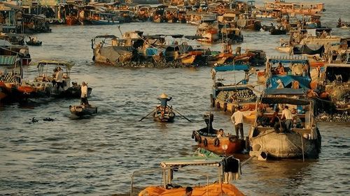 Chơ nổi Cái Răng là địa điểm cực kỳ nổi tiếng ở quê Quốc Trường.
