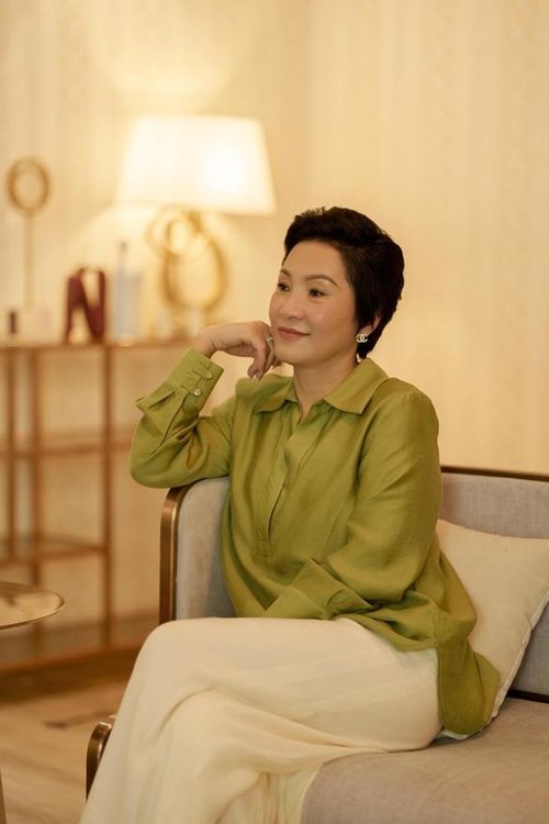 Hồng Đào có chuỗi phim điện ảnh bùng nổ doanh thu.