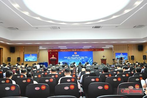 Toàn cảnh Hội nghị thúc đẩy xuất khẩu đạt mục tiêu tăng trưởng hai con số. Ảnh: Cấn Dũng