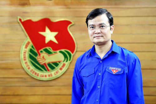 Đồng chí Bùi Quang Huy, Ủy viên Ban Chấp hành Trung ương Đảng khóa XIV, Phó chủ tịch Ủy ban Trung ương Mặt trận Tổ quốc Việt Nam, đã tiếp tục được tín nhiệm bầu giữ chức Bí thư thứ nhất Ban Chấp hành Trung ương Đoàn khóa XIII.