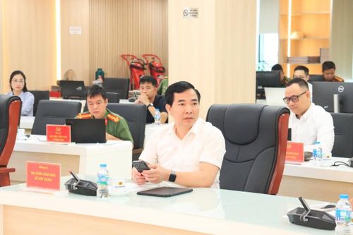 Phó Giám đốc Sở Xây dựng TP Hà Nội Trần Hữu Bảo phát biểu