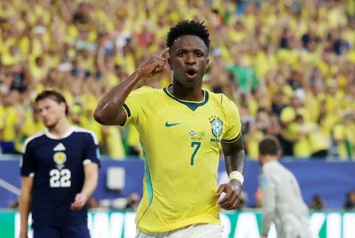 Trước khi Neymar vào sân thì Brazil đã dẫn trước 3-0 trong đó có cú đúp của số 7 Vinicius Jr. Ảnh: Reuters.