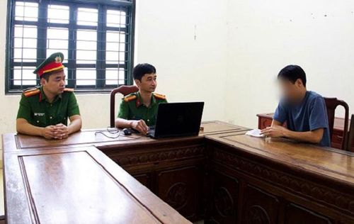 Đối tượng Nguyễn Văn T. tại cơ quan Công an. Ảnh: Công an tỉnh Bắc Ninh.