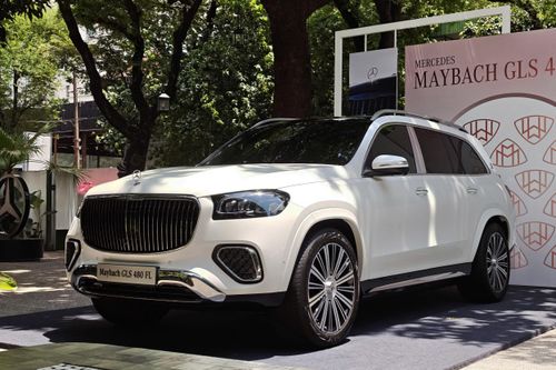 Mercedes-Benz vừa giới thiệu bản nâng cấp của mẫu SUV cỡ lớn Mercedes-Mayback GLS 480. Xe được bán với giá 8,999 tỷ đồng, đắt hơn bản tiền nhiệm khoảng 200 triệu đồng.