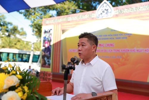 Ông Trần Mạnh Hùng, Phó Cục trưởng Cục Văn hóa các dân tộc Việt Nam, Bộ VHTTDL phát biểu