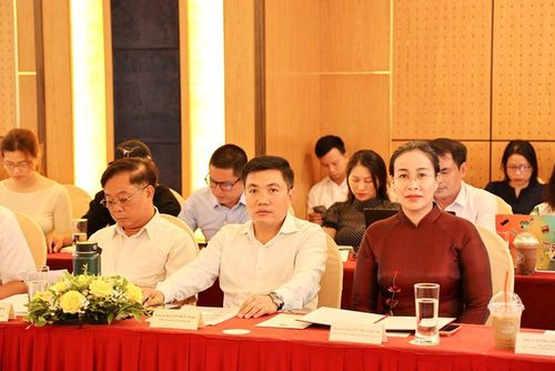 Các đại biểu tham dự Hội nghị