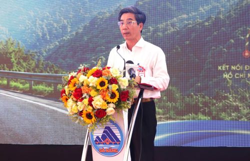 Phó Chủ tịch UBND TP Đà Nẵng Trần Chí Cường phát biểu chỉ đạo tại buổi lễ.