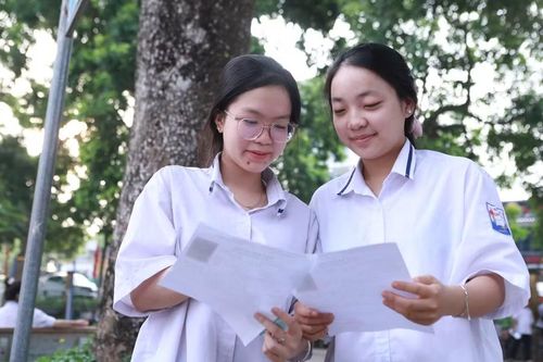 Học sinh Trường THPT Kim Động, tỉnh Hưng Yên dự thi tốt nghiệp THPT năm 2026. Ảnh: Đình Tuệ.