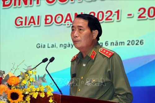 Thiếu tướng Lê Quốc Hùng, Thứ trưởng Bộ Công an, phát biểu tại lễ tuyên dương. Ảnh: Trịnh Bang Nhiệm/TTXVN