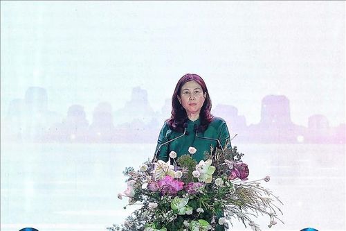 Đồng chí Đặng Hương Giang, Giám đốc Sở Du lịch thành phố Hà Nội phát biểu khai mạc. Ảnh: Phạm Tuấn Anh/TTXVN