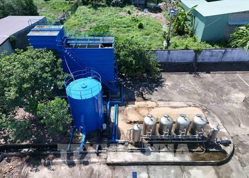Nhà máy cung cấp nước sinh hoạt của Công ty TNHH Đầu tư - Xây dựng D.P.D tại phường Đồng Phú. Ảnh: Đậu Tất Thành – TTXVN 