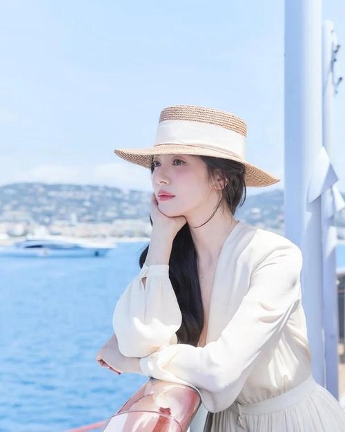 Song Hye Kyo là gương mặt đình đám của làng giải trí Hàn Quốc suốt nhiều năm qua.