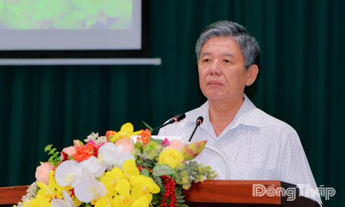 Đồng chí Ngô Chí Cường phát biểu tại hội nghị.