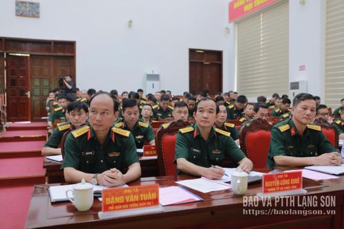 Các đại biểu tham dự hội nghị