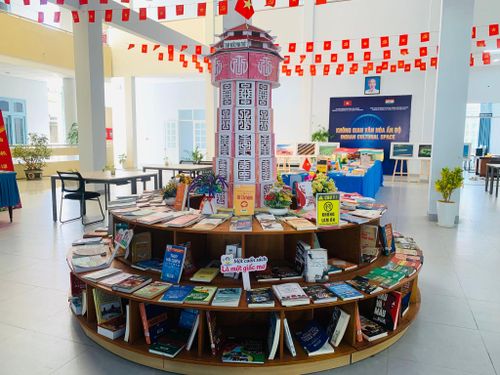 Góc đọc sách ngày hè tại Thư viện tỉnh (cơ sở phía Đông tỉnh)