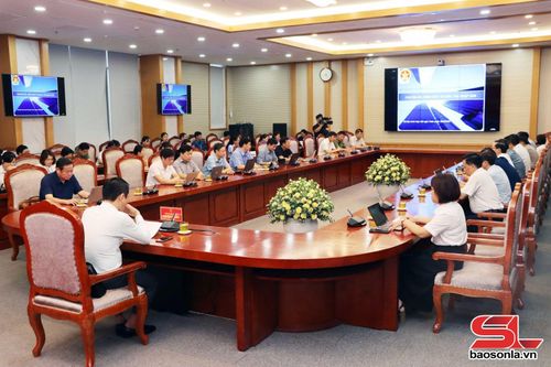 Các đại biểu dự Hội nghị tại điểm cầu tỉnh Sơn La.