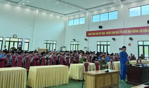 Toàn cảnh hội trường các phiên tòa xét xử.