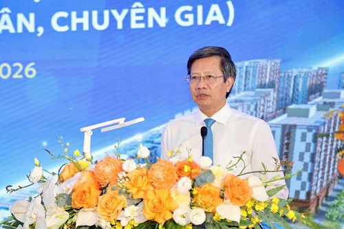 Phó Chủ tịch Thường trực UBND TP Hải Phòng Lê Anh Quân phát biểu tại lễ khởi công.