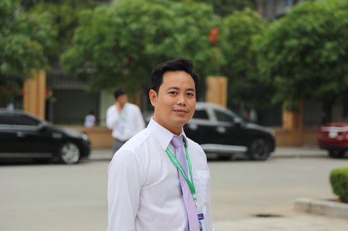 Theo TS. Vũ Hồng Thanh, lựa chọn đúng không phải là ngành "hot" mà là ngành phù hợp với năng lực và định hướng phát triển lâu dài. Ảnh: MK