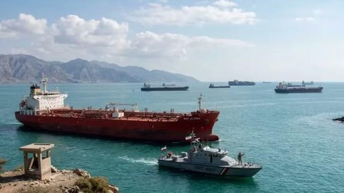 Tuyên bố này bác bỏ đề xuất của Tehran về khả năng thu phí đối với các tàu thuyền đi qua eo biển Hormuz.