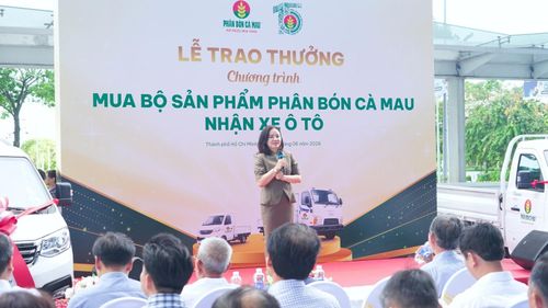 Bà Nguyễn Thị Hiền - Phó Tổng Giám đốc PVCFC khẳng định PVCFC luôn giữ vững những giá trị đã theo đuổi trong nhiều năm qua: cung ứng sản phẩm chất lượng, kịp thời mùa vụ, duy trì nguồn cung ổn định và ưu tiên phục vụ thị trường trong nước.