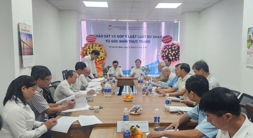 Toàn cảnh tọa đàm.