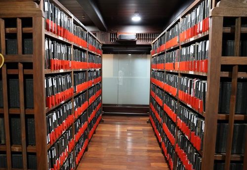  Khối mộc bản Triều Nguyễn hiện đang bảo quản tại Trung tâm Lưu trữ quốc gia IV gồm 33.976 tấm