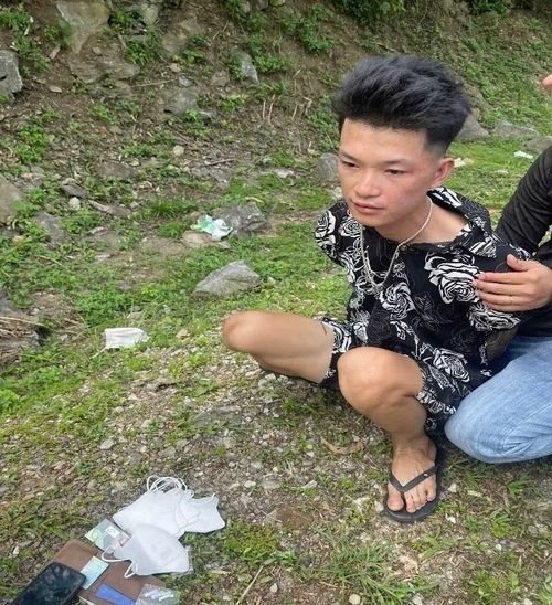 Kiên quyết "quét" các đối tượng nghiện lập hồ sơ xử lý và đưa đi cai nghiện.