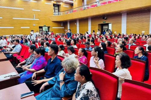 Quang cảnh chương trình. Ảnh: Minh Thu