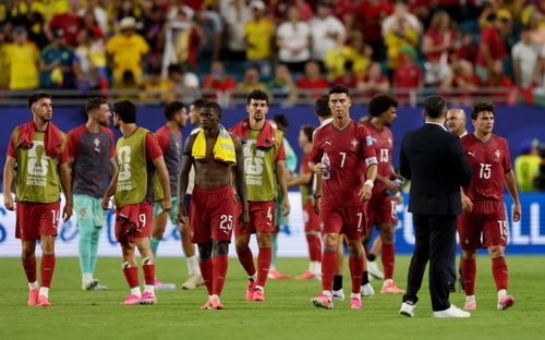  Bước vào giải đấu với mục tiêu không gì khác là giành chiếc cúp vàng World Cup, tuy nhiên nếu tiếp tục thể hiện như trong ba trận vòng bảng, Bồ Đào Nha khó lòng tiến sâu. Ronaldo và đồng đội giờ sẽ nằm chung nhánh cùng các "ông kẹ" như Tây Ban Nha, Pháp hay Đức. 