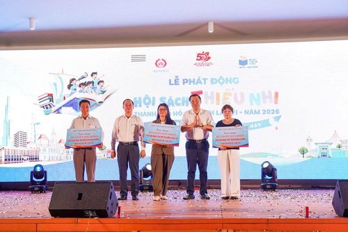 Thư viện Bình Dương trao tặng "Tủ sách cộng đồng" đến các khu nhà trọ