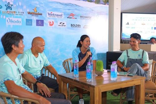 Kinh ngư Ánh Viên tham gia với vai trò là đại sứ của giải, cho thấy sự hấp dẫn của SeaStar Nha Trang Bay lần thứ III năm 2026