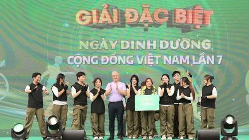  Giải Đặc biệt được trao cho Đội TH True Dance Trường đại học Kiến trúc Hà Nội. 