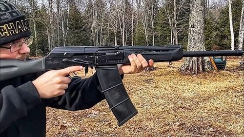 Khẩu shotgun Saiga 12 đã có thêm công dụng chống UAV.