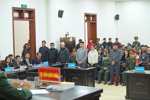 Toàn cảnh phiên tòa sơ thẩm