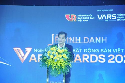 Ông Nguyễn Văn Đính, Chủ tịch Hội Môi giới bất động sản Việt Nam. Ảnh: BTC.