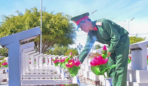 Hạ sĩ Huỳnh Trí Trọng xem đây là nhiệm vụ thiêng liêng và tự hào nhất trong những năm tháng thanh xuân trong quân ngũ.
