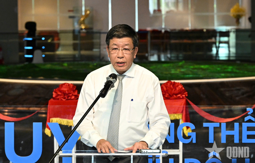 Phó chủ tịch Thường trực UBND TP Hà Nội Dương Đức Tuấn phát biểu khai mạc triển lãm.