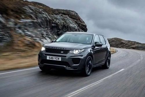 Land Rover triệu hồi Defender, Discovery và Range Rover vì lỗi túi khí.
