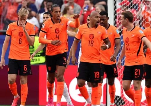 Trang ESPN Đánh giá Hà Lan có nhiều khả năng đi tiếp nhưng Ma Rốc đủ sức kéo trận đấu vào thế cân bằng.