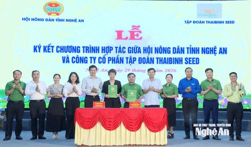 Hai bên thống nhất xây dựng mối quan hệ hợp tác chiến lược, bền vững. Ảnh: TN