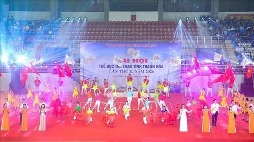 Tiết mục văn nghệ trong đêm bế mạc.