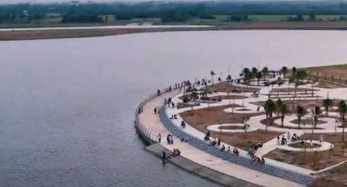  Một góc của hồ chứa nước ngọt Lạc Địa 